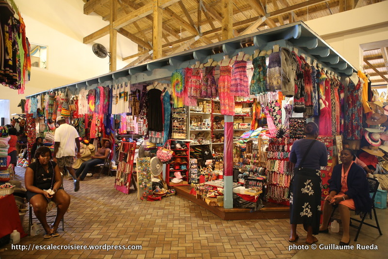 Nassau - Straw market