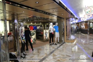 Costa Diadema - Boutiques Galleria shops