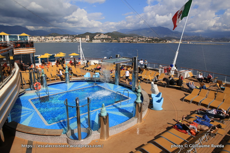 Costa Diadema - Piscine arrière - Lido Stella del Sud