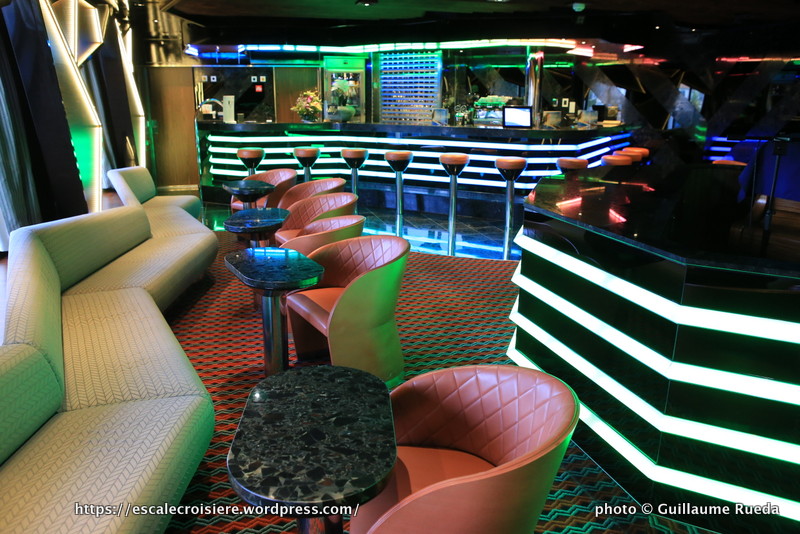 Costa Diadema - Piano bar Principe Nero