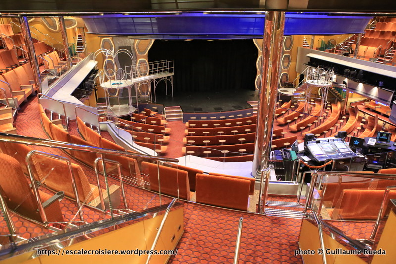 Costa Diadema - Theatre Emerald