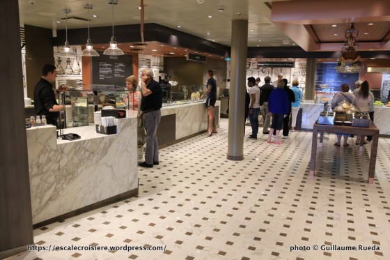 Anthem of the Seas - Café 270°