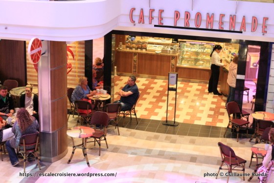 Anthem of the Seas - Royal Esplanade - Café Promenade