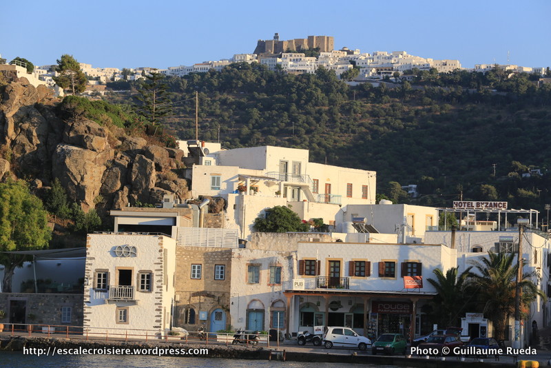 Patmos - Skala et le monastère de St Jean