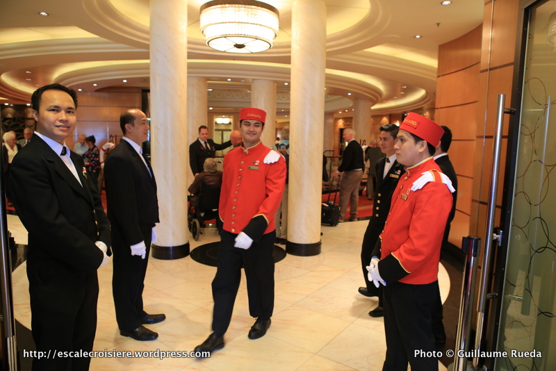 Queen Mary 2 - Cunard Groom