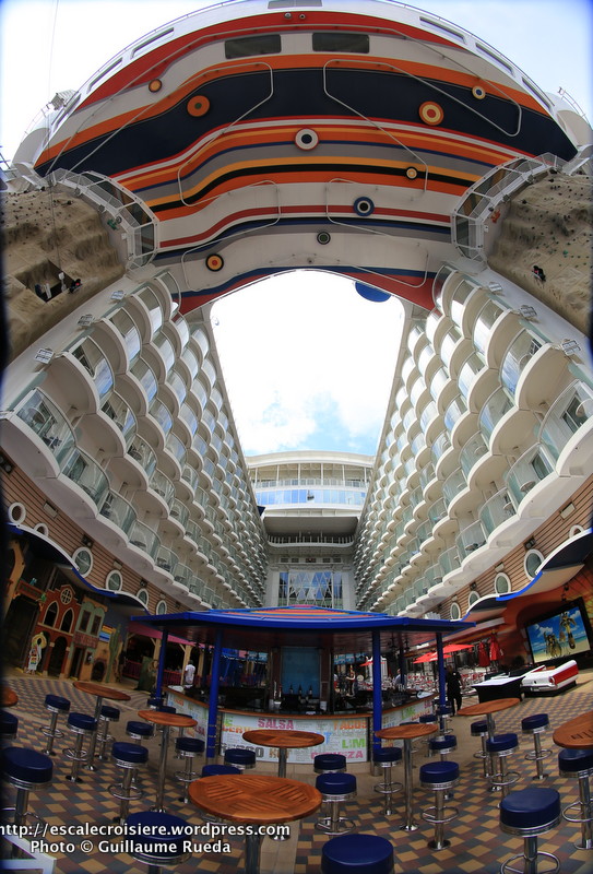 Allure of the Seas - Boardwalk