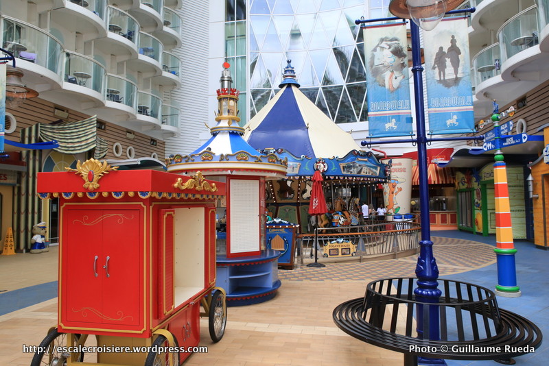 Allure of the Seas - Boardwalk - Carrousel