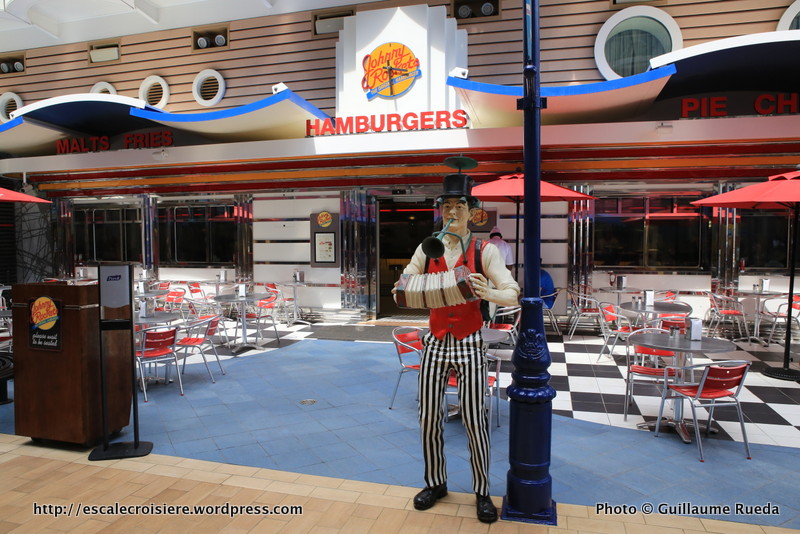Allure of the Seas - Boardwalk - Johnny Rocket