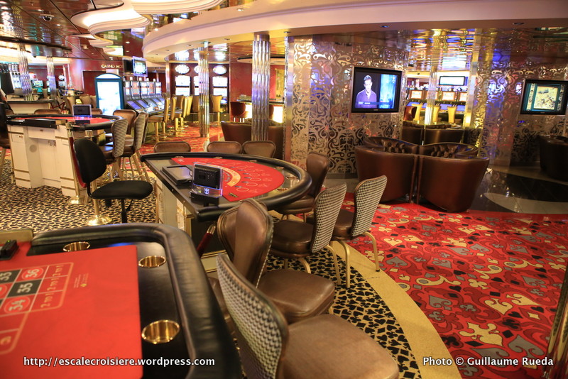 Allure of the Seas - Casino Royal