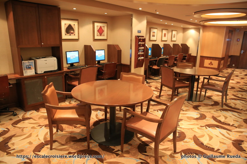 Allure of the Seas - Espace Internet et jeux de société