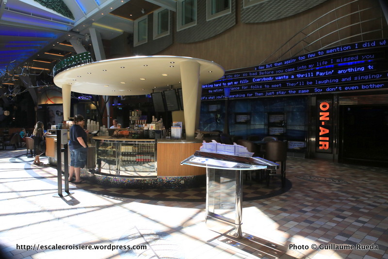 Allure of the Seas - Royal Promenade - On Air Karaoke