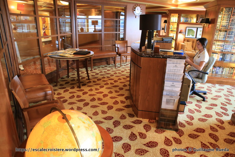 Crystal Serenity - Bibliothèque