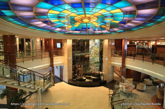 Crystal Serenity - Crystal Plaza