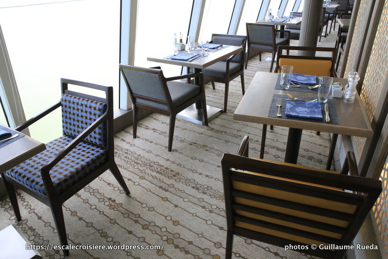 Crystal Serenity - Lido Café