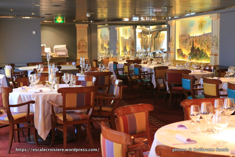 Crystal Serenity - Prego restaurant