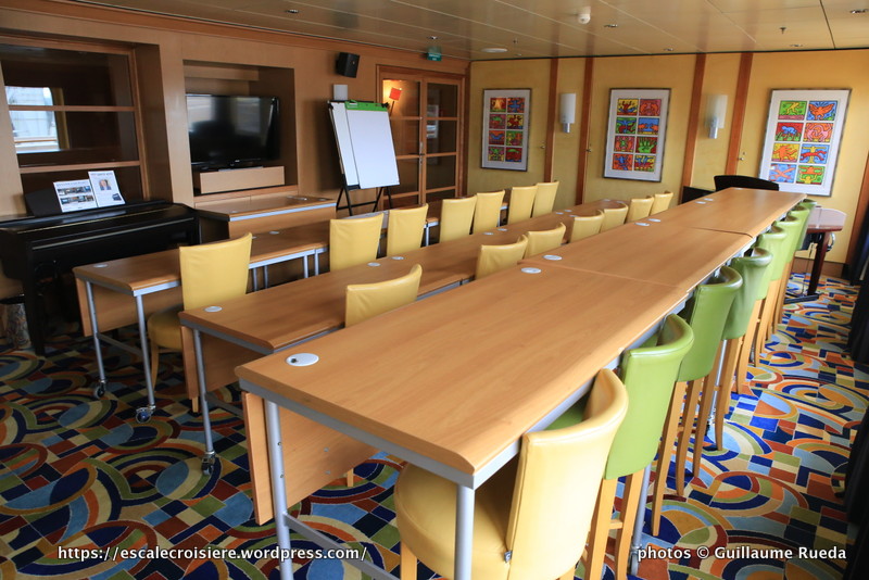 Crystal Serenity - Yamaha keyboard learning Center - piano