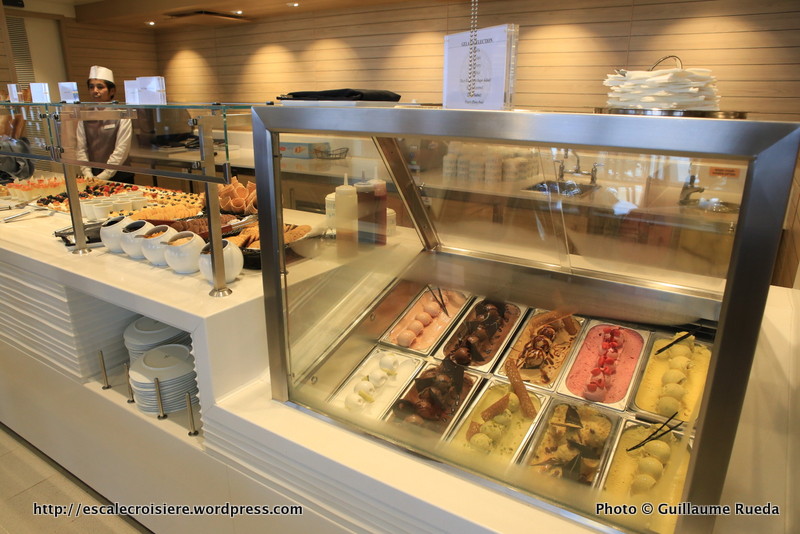 Viking Star - World café