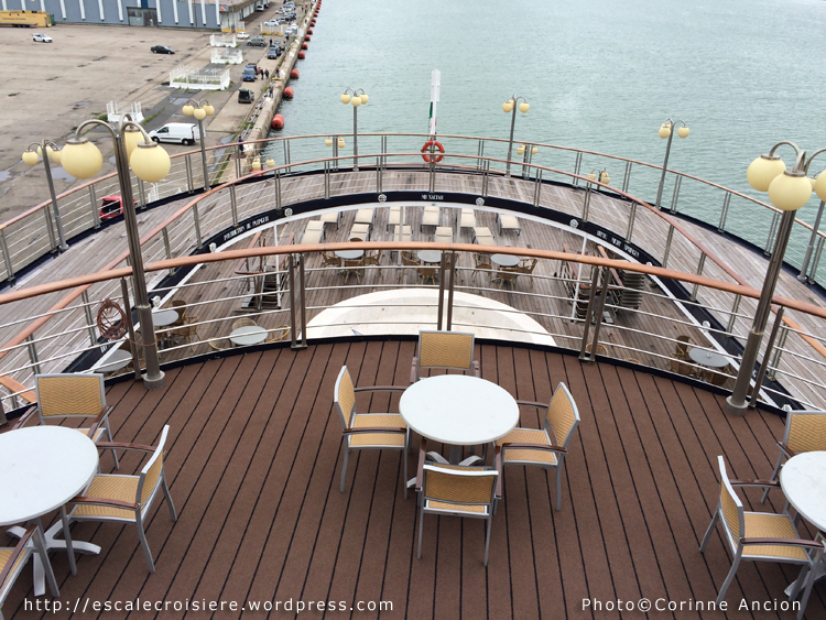 Azores - ponts et piscine