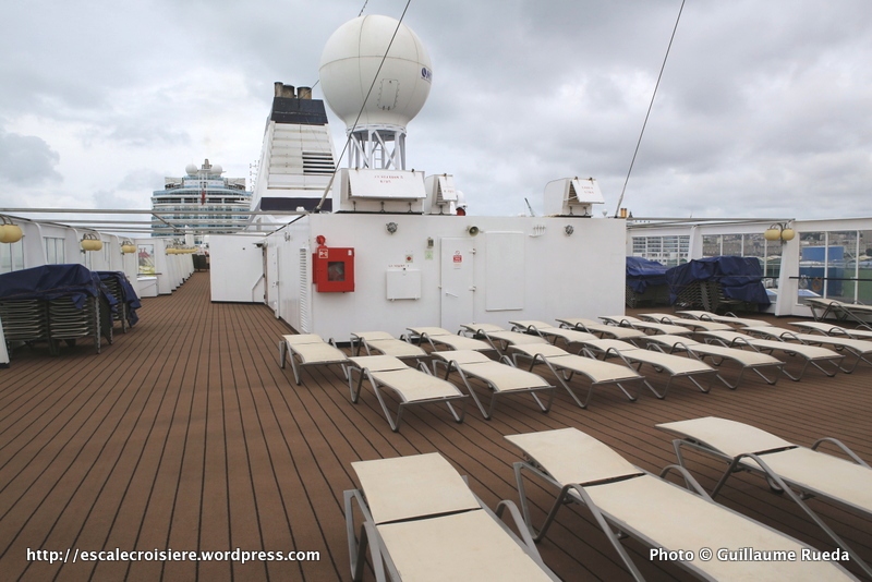 Azores - ponts et piscine