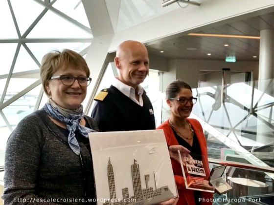 Mein Schiff 4 - Echange de plaques - Valérie Conan - Todd Burgman - Charlotte Bellanger