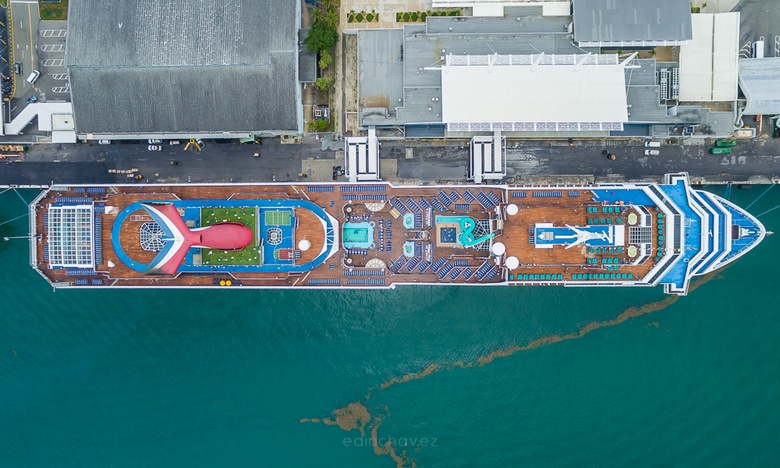 Carnival Glory - Carnival Cruise Line - Edin Chavez