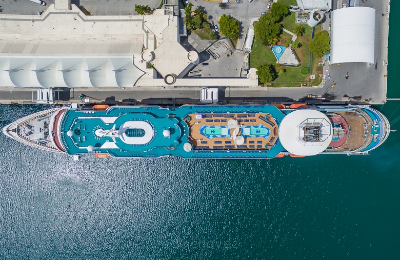 Majesty of the Seas - Royal Caribbean - Edin Chavez