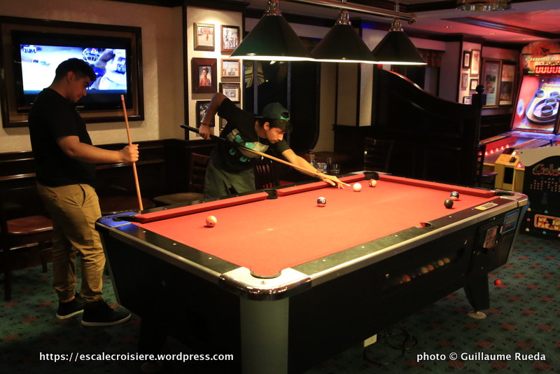 Norwegian Epic - O'Sheehan's bar and grill