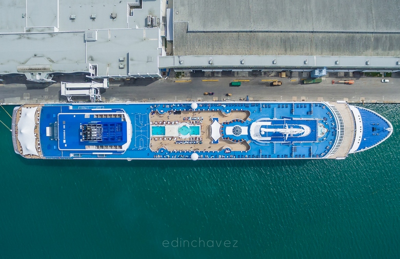 Norwegian Sky - NCL - Norwegian Cruise Line - Edin Chavez