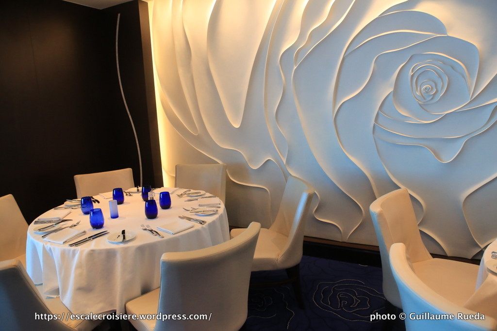 Celebrity Silhouette - Blu