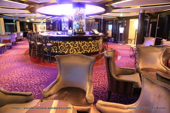 Celebrity Silhouette - Ensemble Lounge