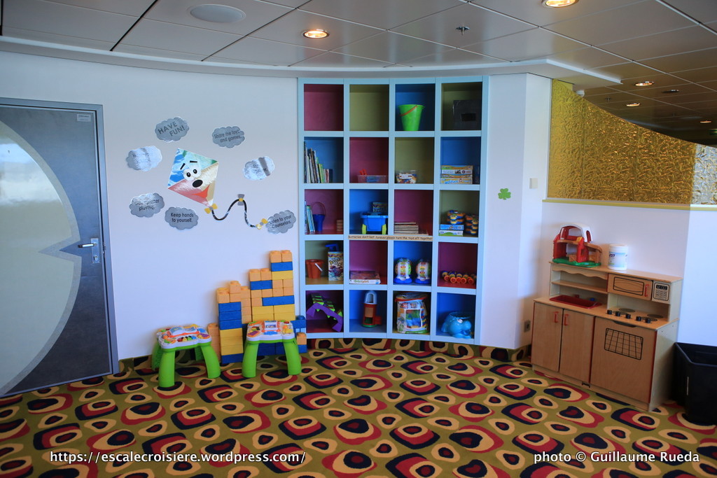 Celebrity Silhouette - Espace Enfants