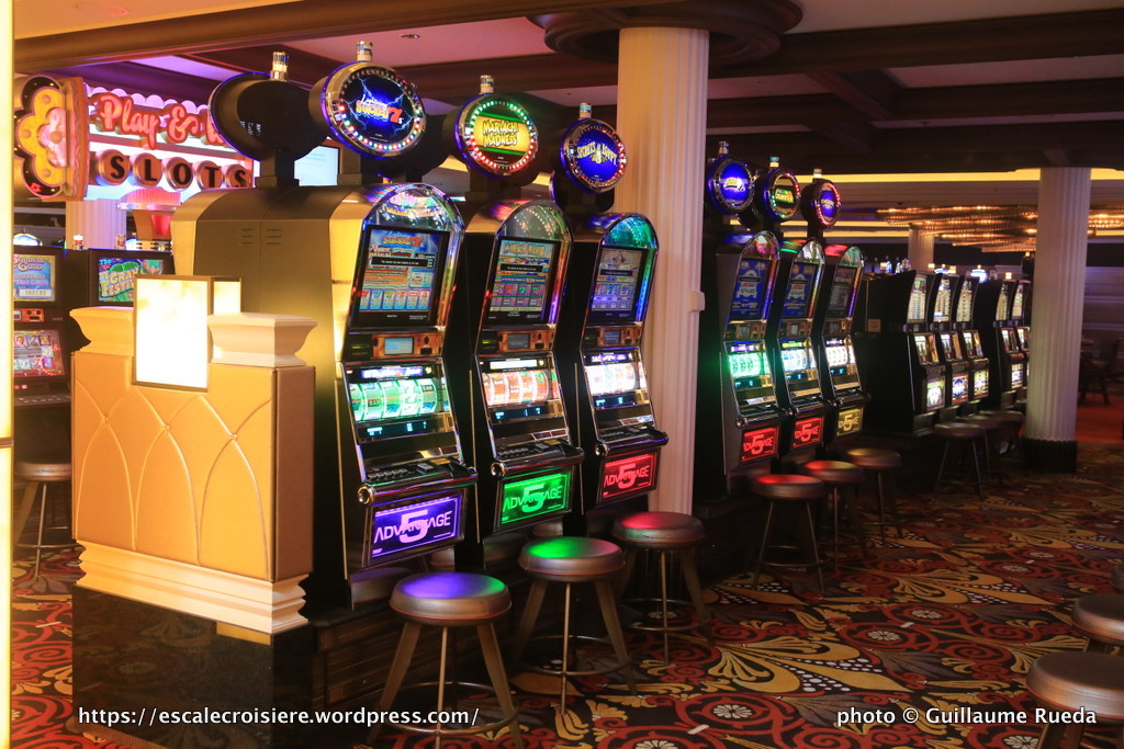 Celebrity Silhouette - Fortunes Casino