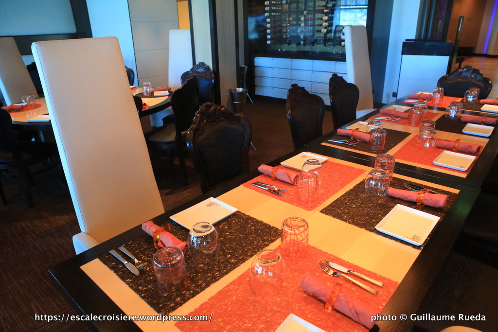 Celebrity Silhouette - Qsine