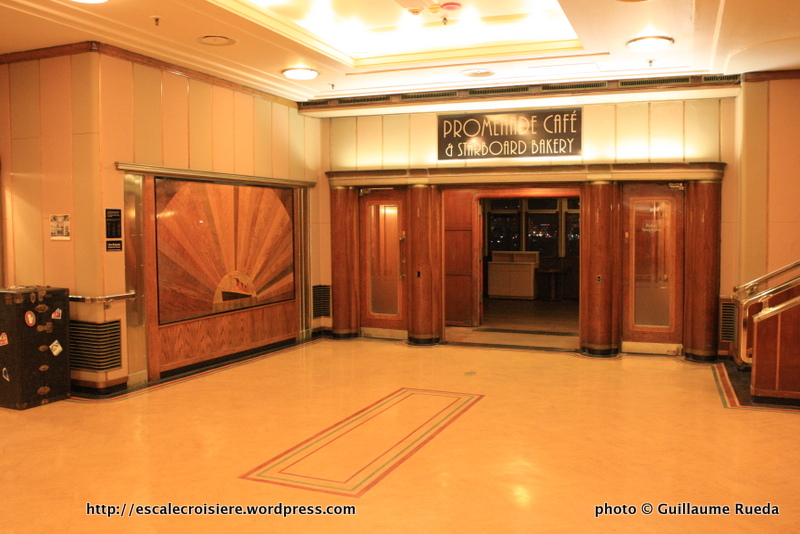 Queen Mary - Promenade Café