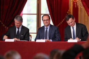20160406 Signature World-Class Elysée - Gianluigi Aponte - François Hollande - Laurent Castaing