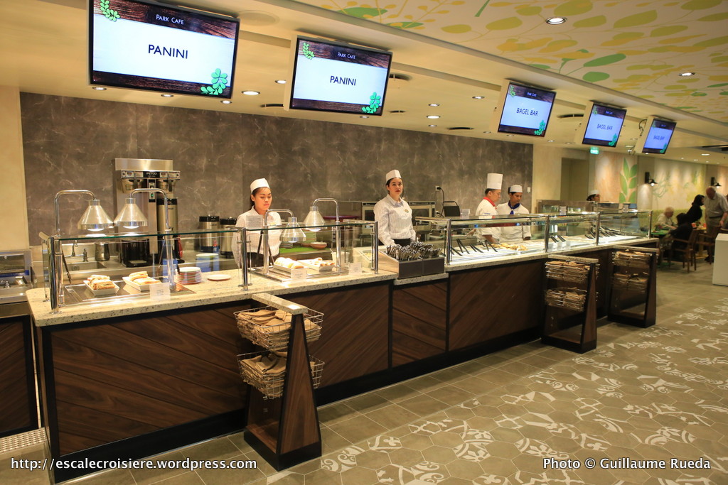 Harmony of the Seas - Park Café
