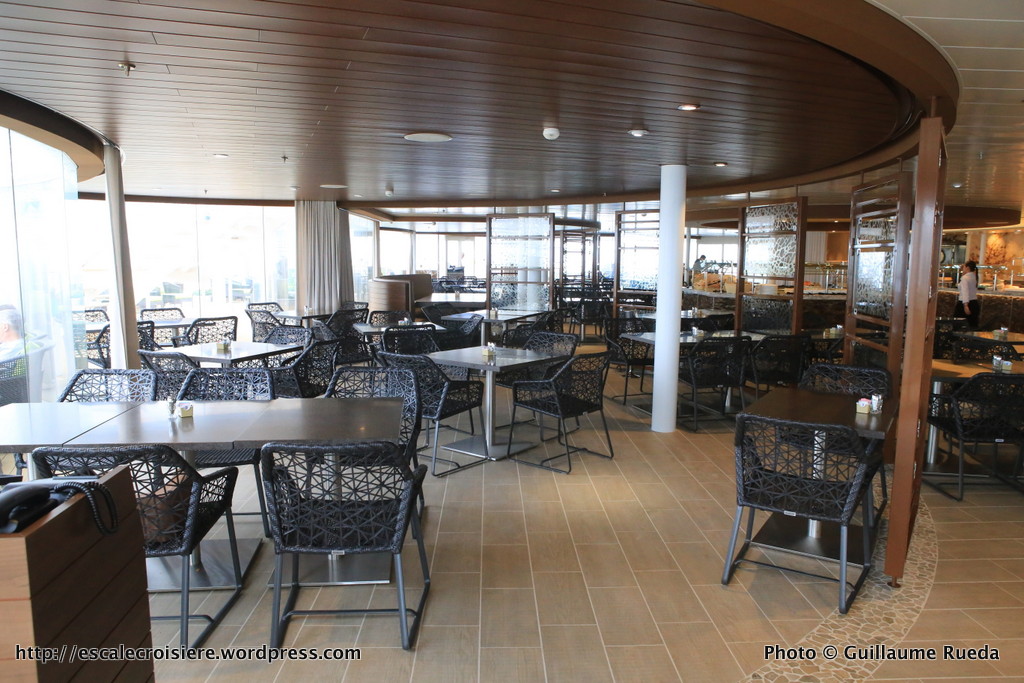 Harmony of the Seas - Solarium bistro