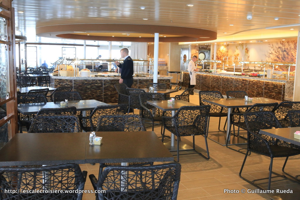 Harmony of the Seas - Solarium bistro