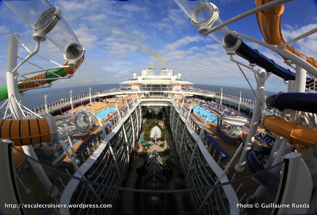 Harmony of the Seas - Toboggans - Perfect Storm