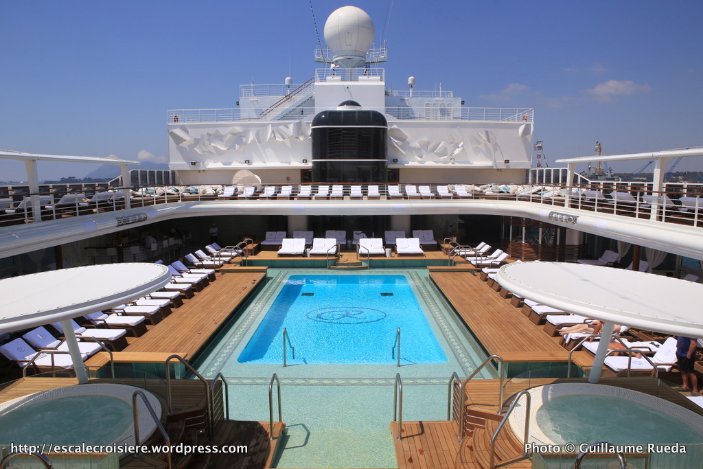 Seven Seas Explorer - Piscine et solarium