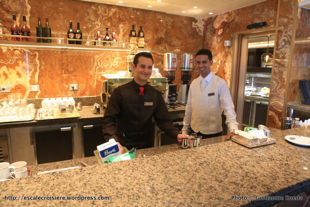 Seven Seas Explorer - Coffee Bar