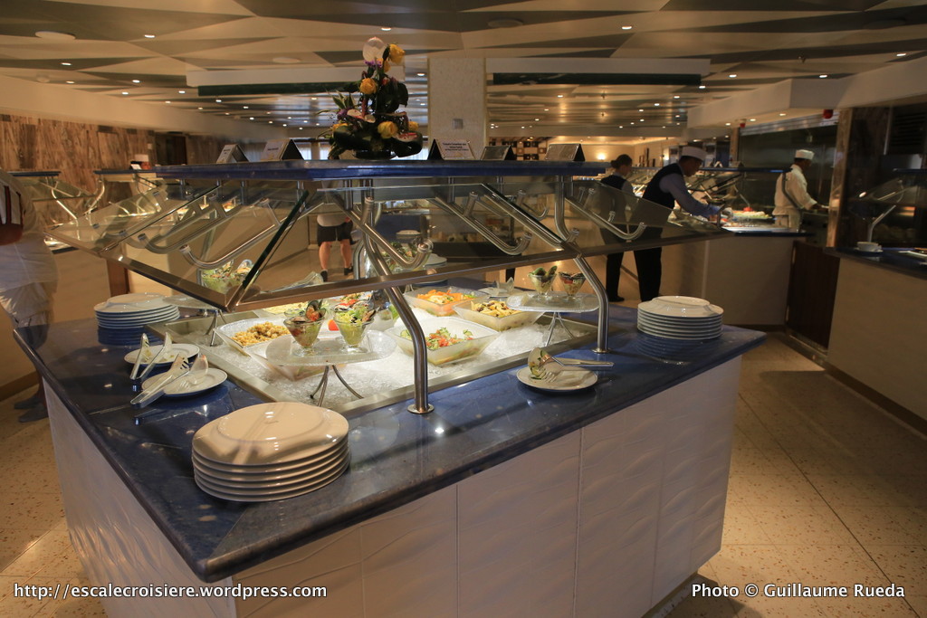 Seven Seas Explorer - La Veranda