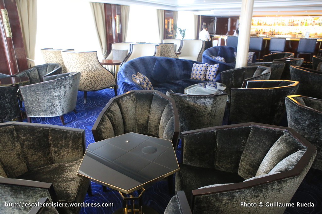 Seven Seas Navigator - Galileo's Lounge - Salon bar
