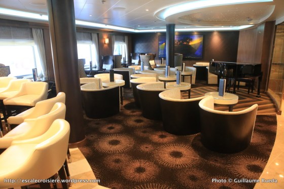 Seven Seas Navigator - Navigator Lounge
