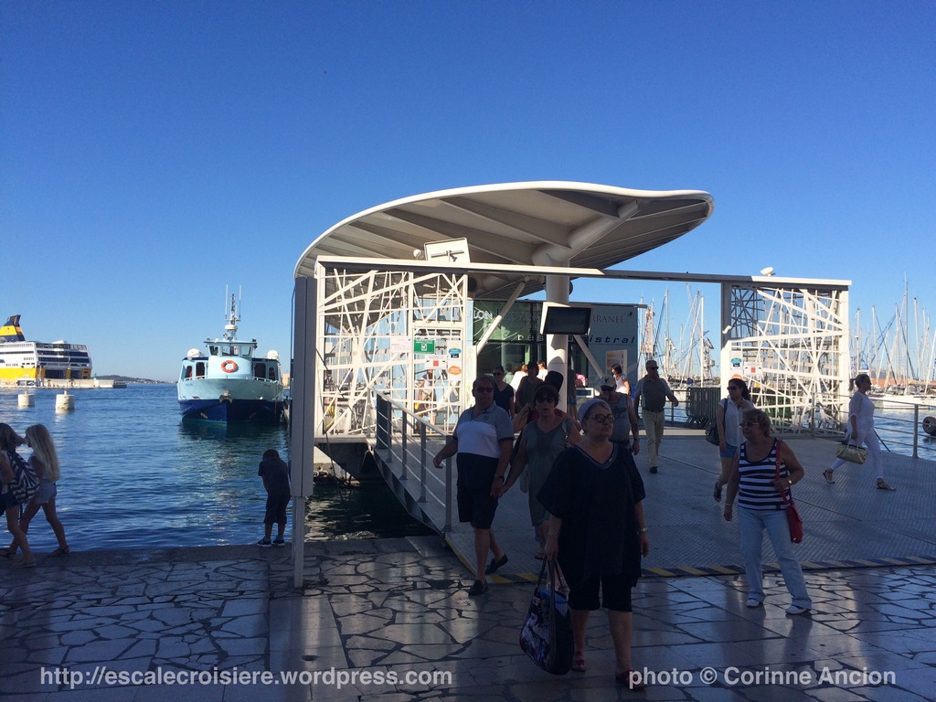 Toulon - Gare maritime des bateaux bus