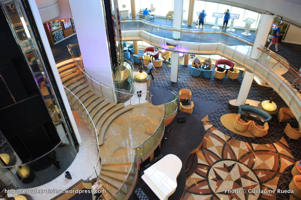 TUI Discovery - Atrium