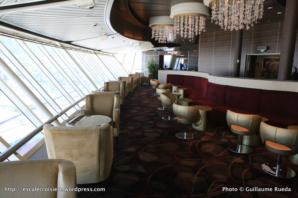 TUI Discovery - Bar Eleven