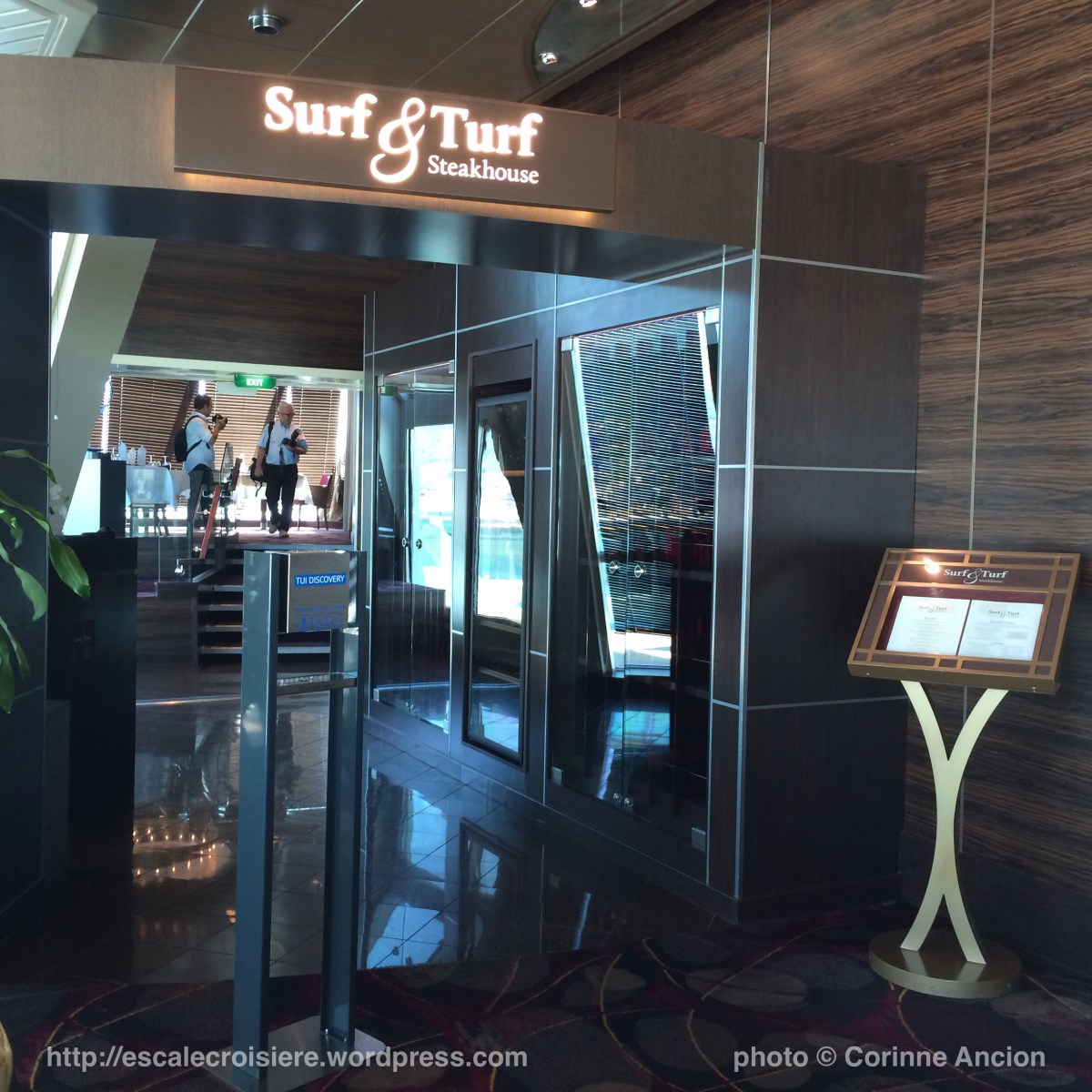 TUI Discovery - Surf and Turf