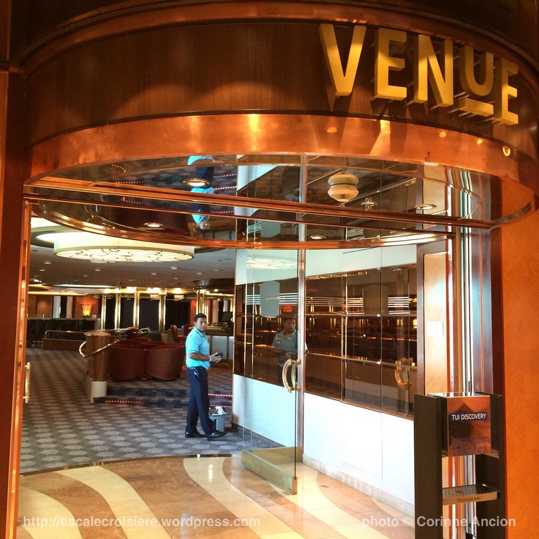 TUI Discovery - Venue - Salon bar