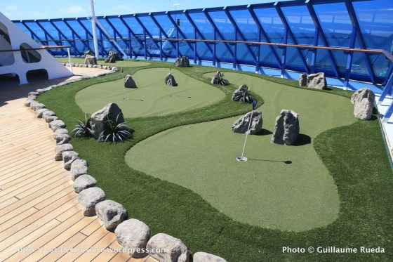 Sirena - Oceania - Golf putting green (3)